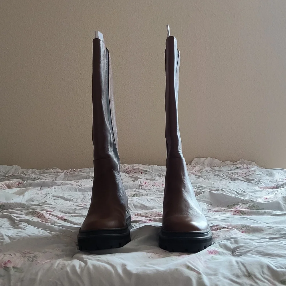 Madewell Poppy Tall Lugsole Boot - Picture 3 of 10